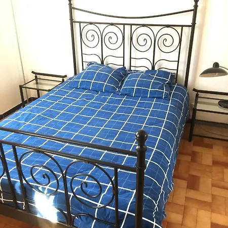 De 3 Chambres Avec Vue Sur La Mer Jardin Clos Et Wifi A Raphael A 1 Km De La Plage Appartement *