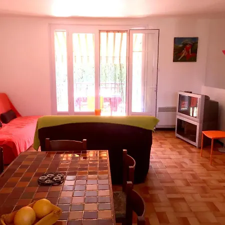 De 3 Chambres Avec Vue Sur La Mer Jardin Clos Et Wifi A Raphael A 1 Km De La Plage Saint-Raphaël